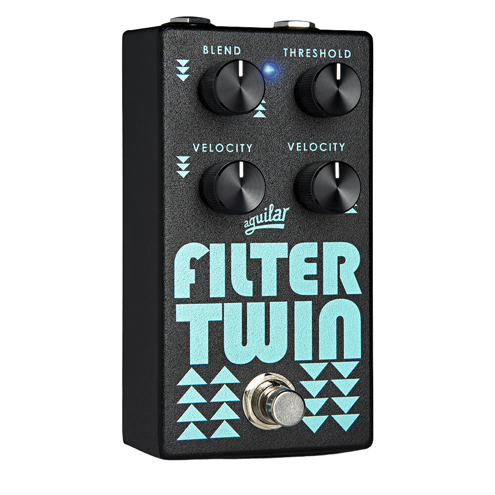 Aguilar Filter Twin MKII - Pedal de Bajo | El Filter Twin® utiliza dos filtros idénticos que barren en direcciones opuestas (uno hacia arriba en frecuencia y otro hacia abajo en frecuencia) para brindar sonidos funk clásicos inspirados en los años 70 o to