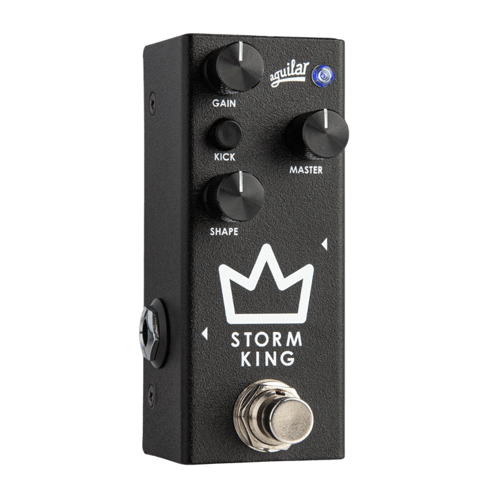 Aguilar Storm King - Pedal de Bajo | Distorción/Fuzz Majestuoso y poderoso como su homónimo de Nueva York, Storm King Mountain, este micropedal ofrece un sonido como ningún otro. Su exclusivo control SHAPE presenta una amplia gama de tonos, desde una satu