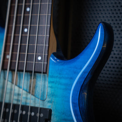 Sire M7-6 Fretless Transparent Blue (2nd Gen) - Bajo Eléctrico