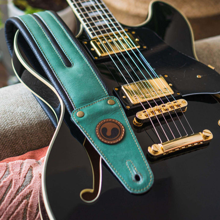 Ergostraps Neo 3" Seafoam Green | * Correa de instrumento musical. Foto referencial: Al ser un producto de cuero, el color puede variar ligeramente. | Gearhub