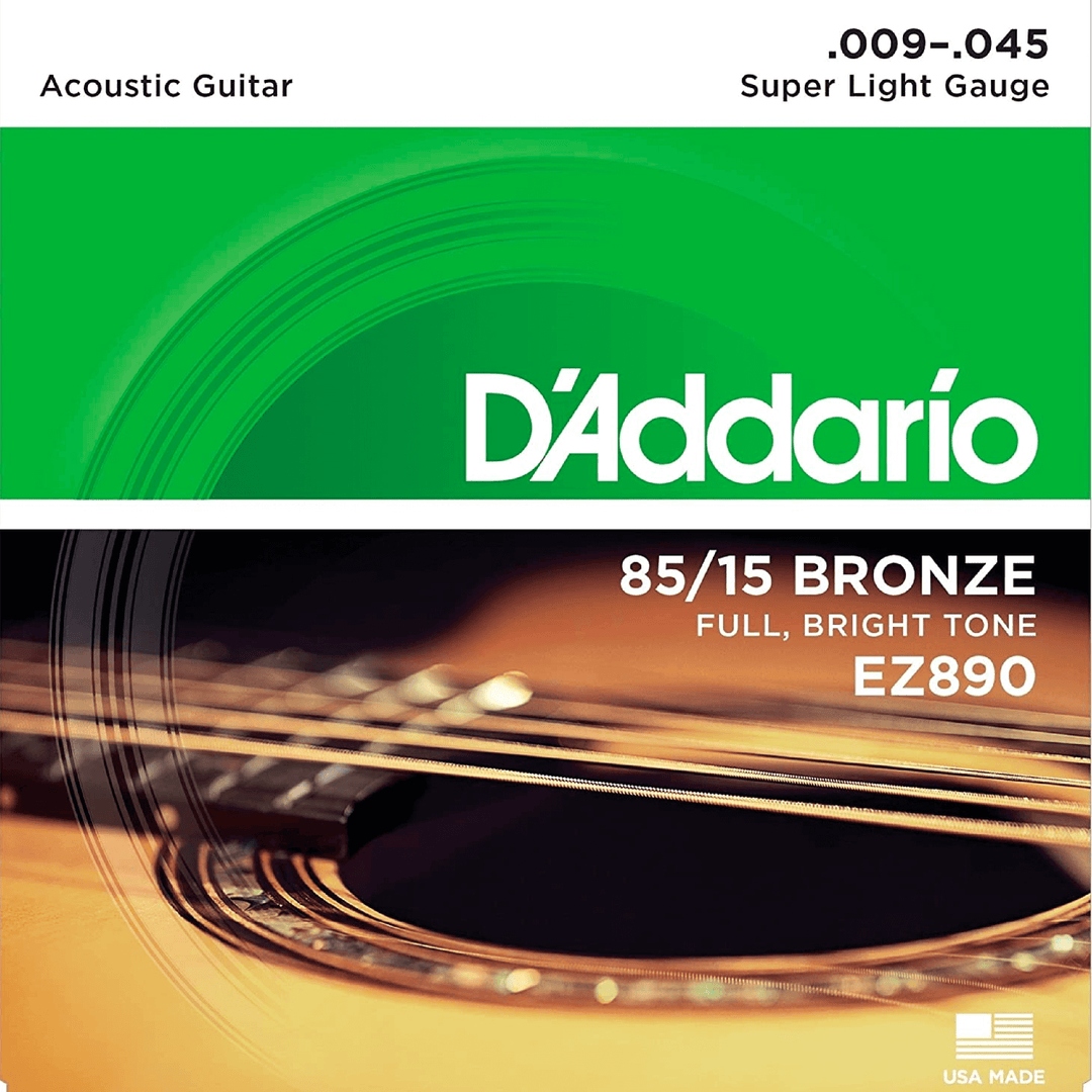 D'addario Super Light EZ890 (09-45) - Cuerdas Guitarra Acústica | El bronce 85/15 combina el brillo del bronce 80/20 con las características de mayor durabilidad del bronce fosforado. Un cable de recubrimiento de bronce 85/15 se entorcha con precisión sob