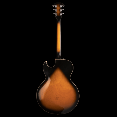 Gibson ES-135 Tobacco Sunburst 1992 - $3599990 - Gearhub - An early version of a familiar favorite, this ES-135 features a super comfortable neck profile, full-sounding P100 pickups, and a dazzling sunburst finish that has aged beautifully. It has been player upgraded with a set of Grover tuners, and plays like an absolute dream up and down the length of the neck. Professionally inspected and setup by the experts at Cream City Music, it will arrive ready to play out of the case! Cuerpo • Modelo: ES-135• Mad