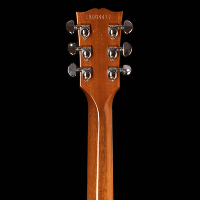 Gibson Les Paul Classic Pelham Blue 2018 - $2599990 - Gearhub - The Les Paul Classic guitar conveys major elements of the iconic Les Paul look with the legendary tonewood combination of a mahogany-and-maple non-weight relief body, bound body top and fingerboard with trapezoid fingerboard inlays. Fast and comfortable playability is increased with a Slim Taper neck. Additional appointments include a pair of P-90 pickups, ABR bridge, nickel-plated hardware, and hand-wired electronics including Orange Drop capa