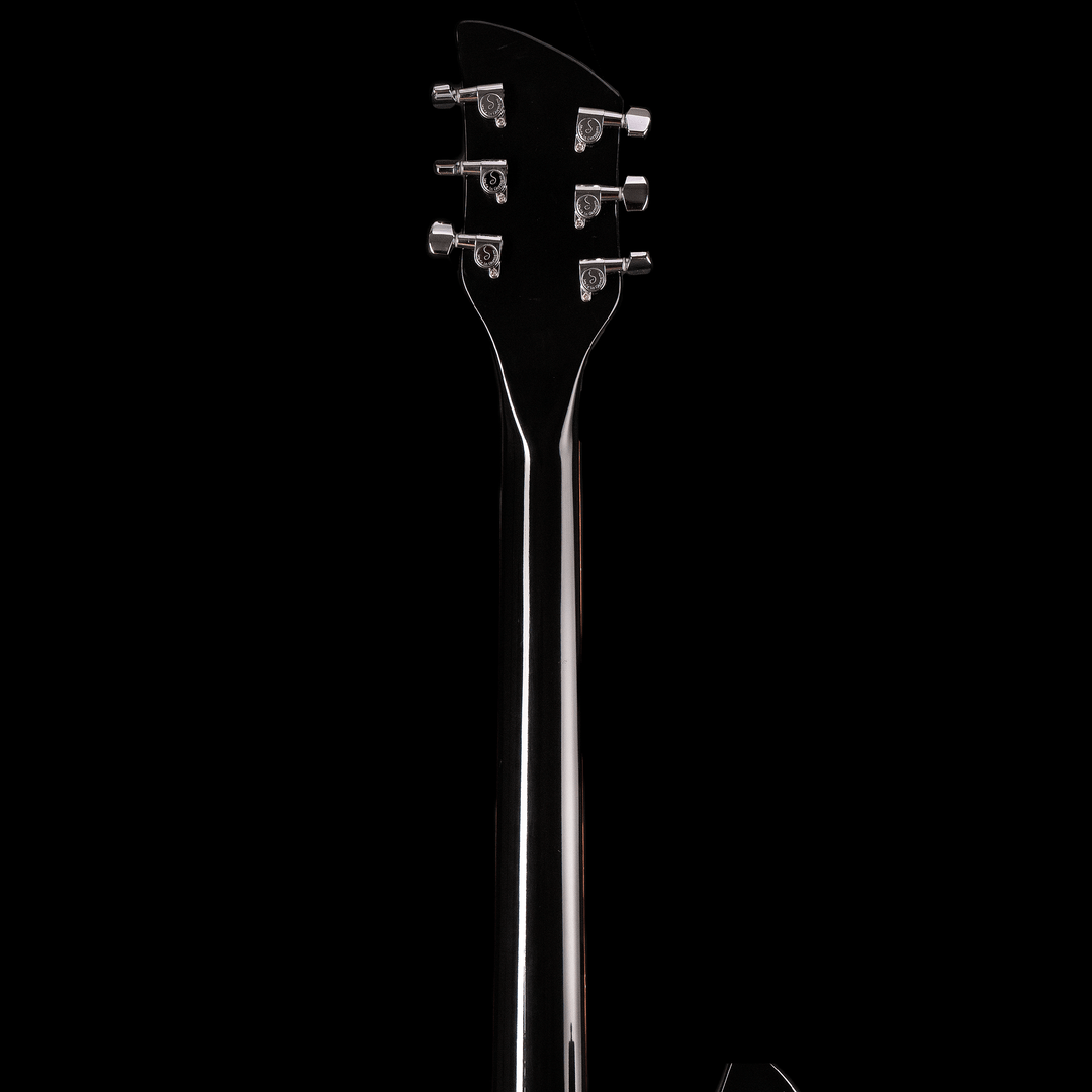 Rickenbacker 330 Jetglo 2006 - Guitarra Eléctrica | Careful acoustic research has resulted in the full, rich and warm sound of this popular model. Two single coil pickups on a full size body are accented by a traditionally shaped sound hole. The 24 fret R